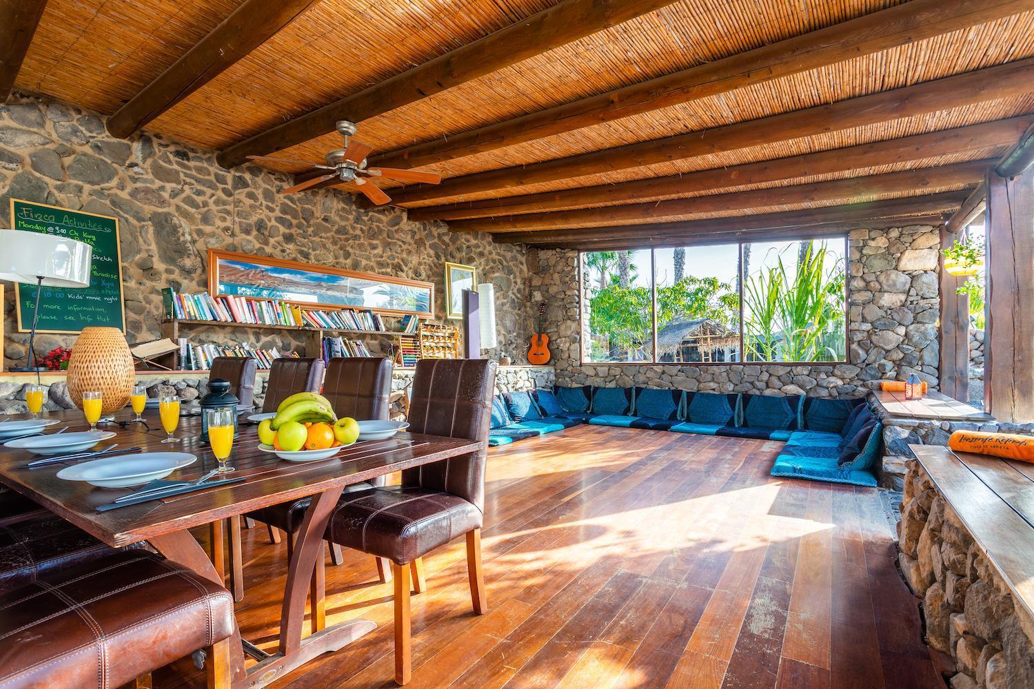Finca De Arrieta Village - Yurts And Stone Cottages - Shared Pool - Walking Distance To Arrieta Beach - Eco Friendly Tabayesco Exterior photo