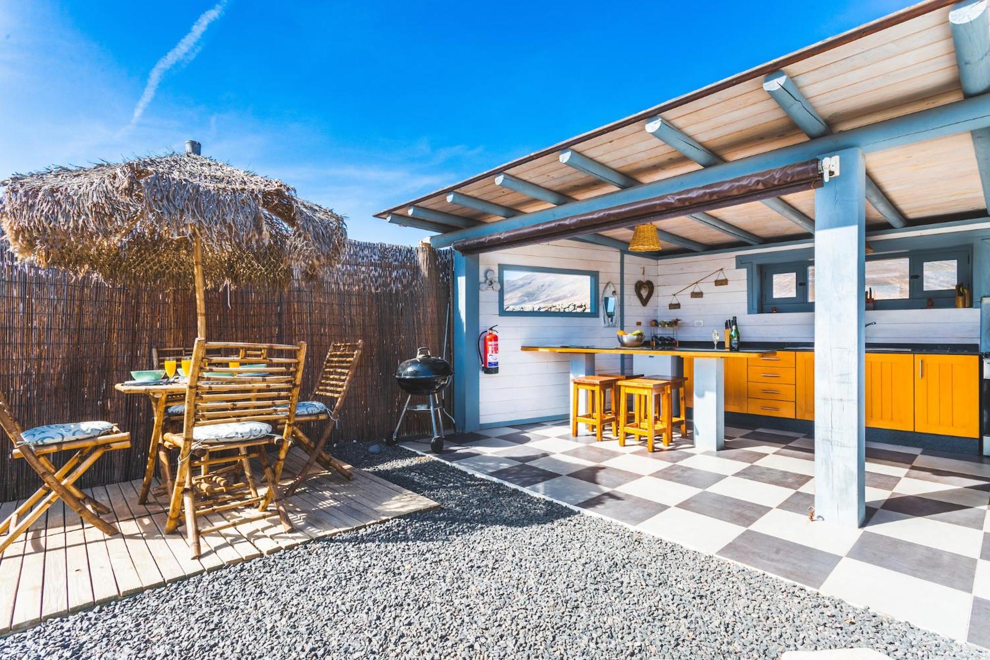 Finca De Arrieta Village - Yurts And Stone Cottages - Shared Pool - Walking Distance To Arrieta Beach - Off Grid Tabayesco Exterior photo