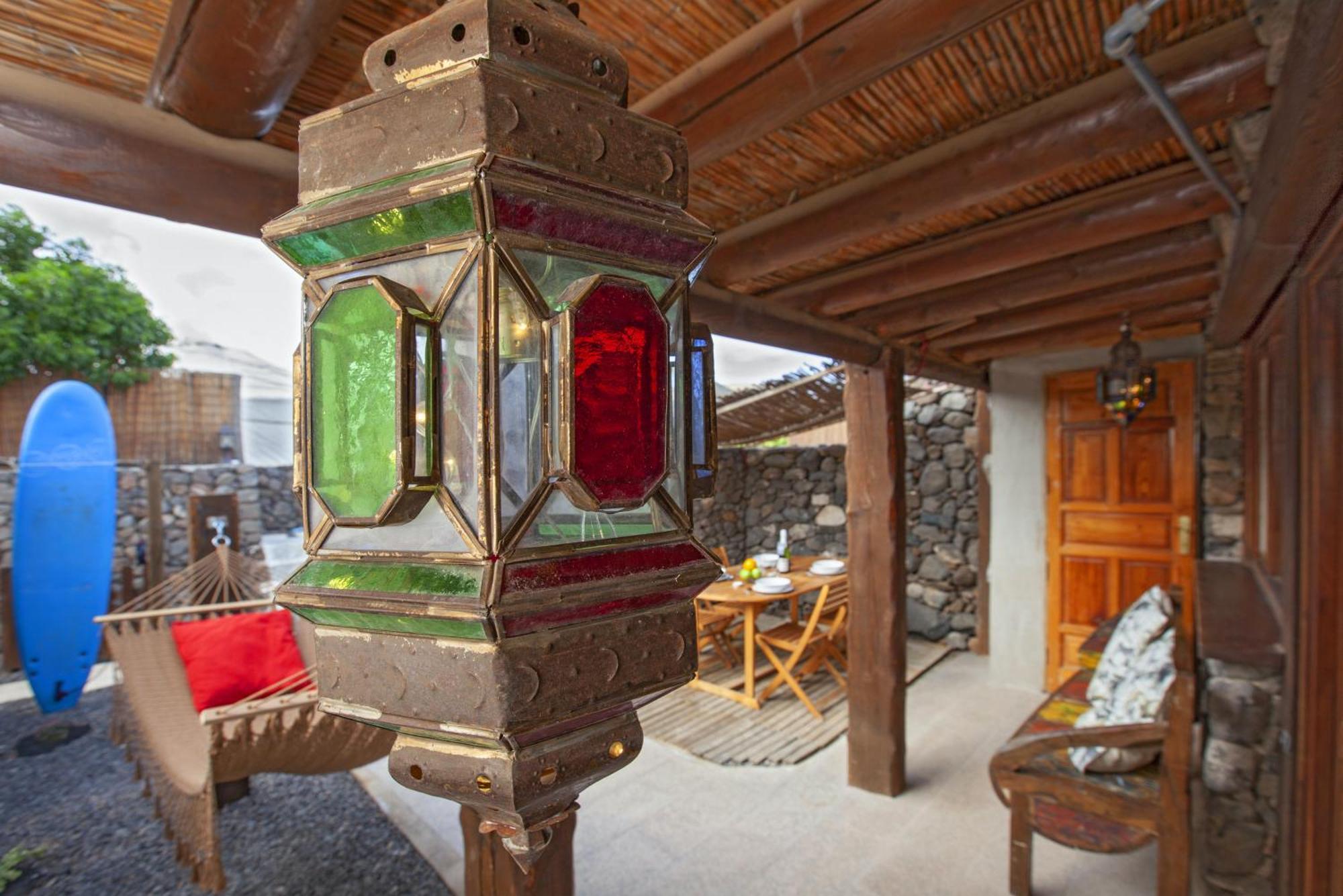 Finca De Arrieta Village - Yurts And Stone Cottages - Shared Pool - Walking Distance To Arrieta Beach - Eco Friendly Tabayesco Room photo