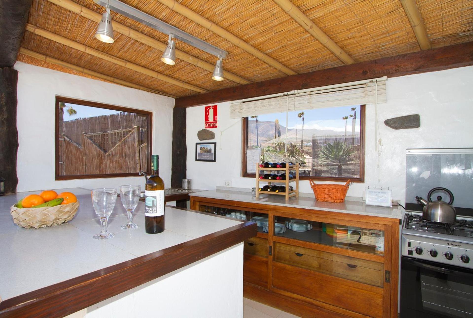 Finca De Arrieta Village - Yurts And Stone Cottages - Shared Pool - Walking Distance To Arrieta Beach - Eco Friendly Tabayesco Exterior photo