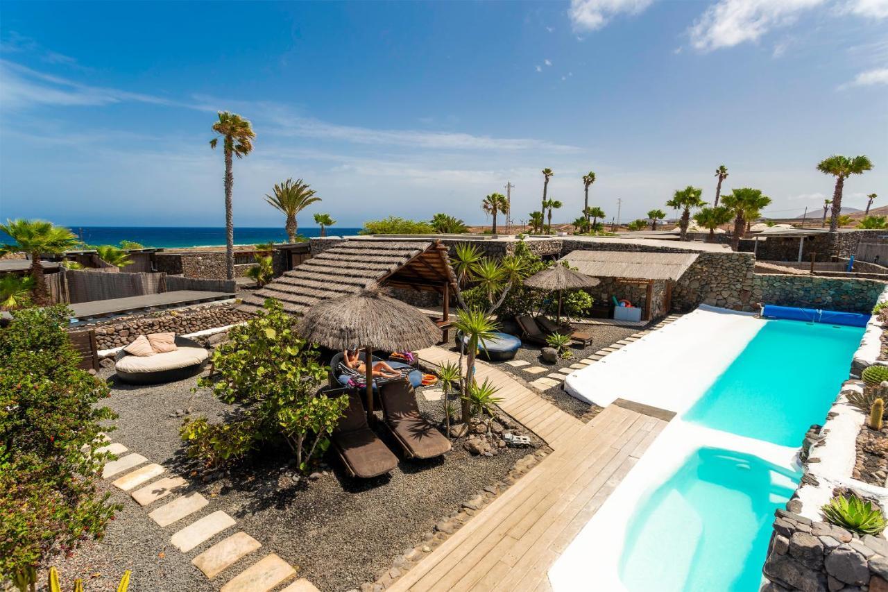 Finca De Arrieta Village - Yurts And Stone Cottages - Shared Pool - Walking Distance To Arrieta Beach - Eco Friendly Tabayesco Exterior photo
